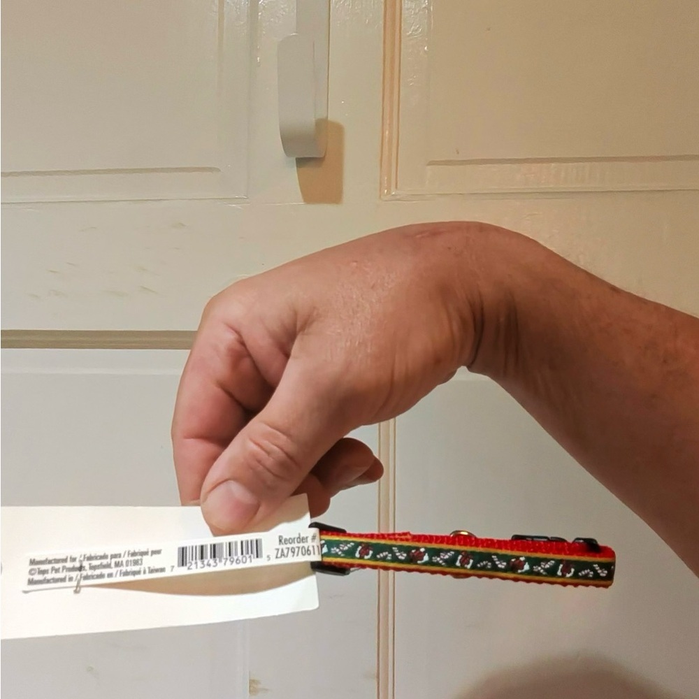 Casual Canine Christmas Candycane Dog Collar - Green and Red 6-16” Small - Picture 2 of 9